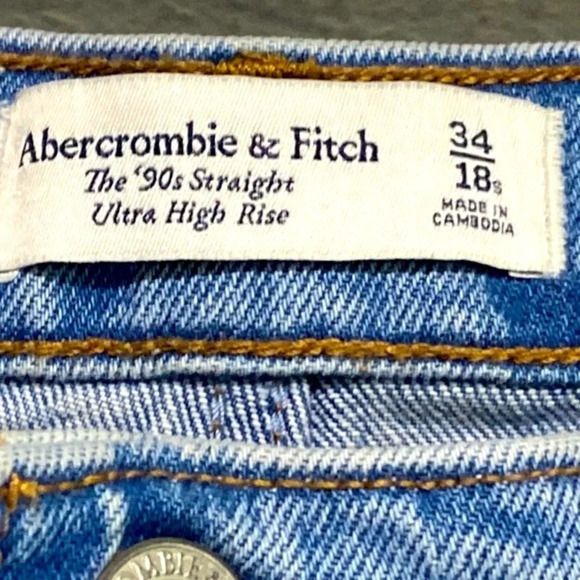 Abercrombie & Fitch NEW The 90s Straight Ultra High Rise Jeans Size 18s - Picture 6 of 9